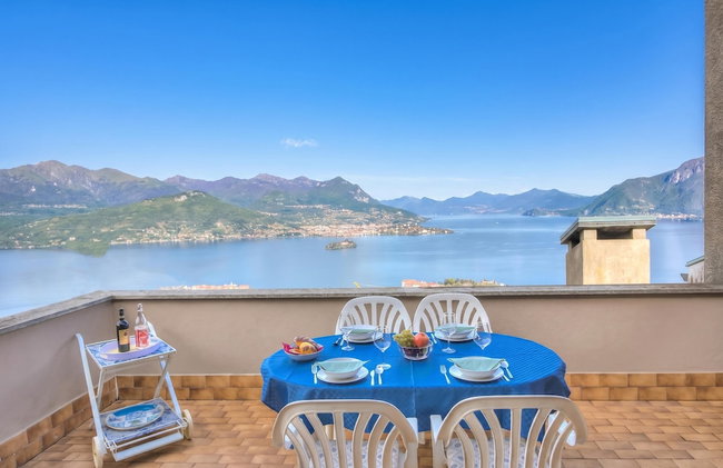 Lake View Terrace Over The Borromean Isla - Happy Rentals - Photo 41