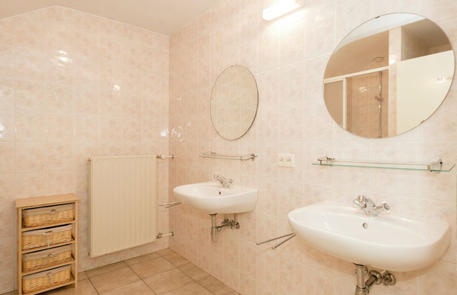 Spacious Holiday Home in Chodes With Sauna - Foto 36