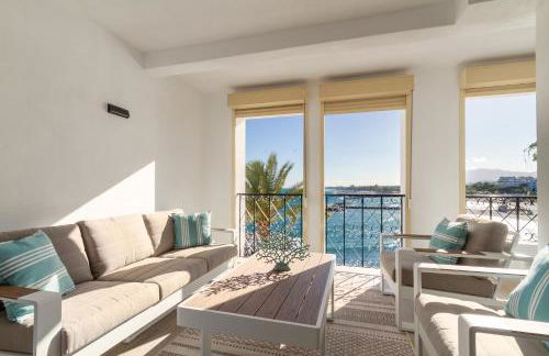 MARBELLA BANUS SUITES - Harbour Seafront Apartment - Foto 9