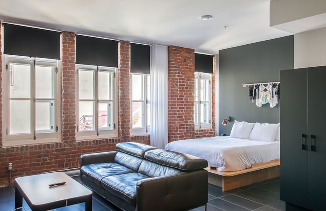 Les Lofts du Trésor - By Les Lofts Vieux-Quebec - Photo 3