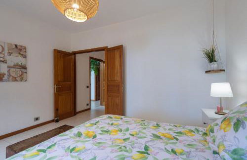 The Yellow House - Solarium - Climatized Pool - Foto 28