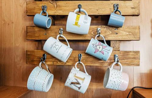 Luxury Huge Modern Open Plan 2Bedroom Flat - Free Private Parking & Balcony located at the OVO Hydro and SEC Centre - Foto 23