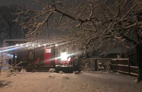 Wanderlust - completely renovated downtown cottage - Foto 9