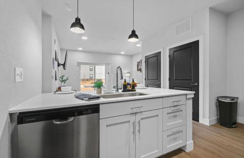 1BR Retreat Near Walmart Campus & AMP U of A - Foto 36