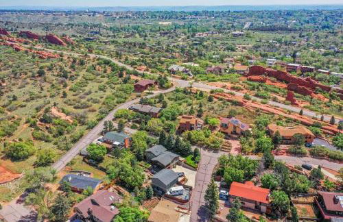 Flagstone Hall! Family Home w Scenic Views - Foto 40