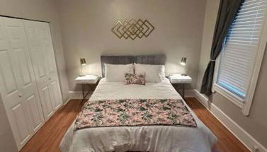 Charming 2BR Home with Office - Photo 3