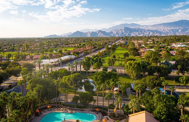 The Villas at Emerald Desert RV Resort - Foto 1