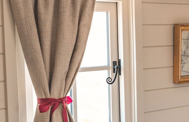 Dog Friendly Shepherd's Hut, Perfect for Couples - Photo 33