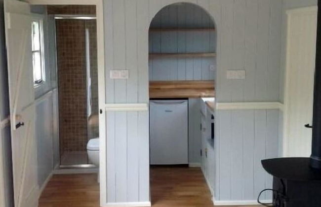 Posh Huts - Photo 10