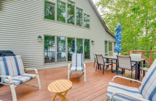 Hot Tub and Boat Dock Waterfront Maine Retreat! - Foto 28