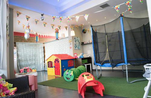 Anamniseis - Foto 35