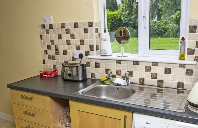 Garden Cottage - Photo 6