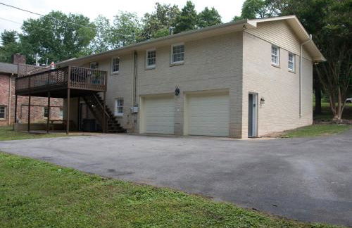 *The Governor's Mansion* Close to Downtown - Photo 57