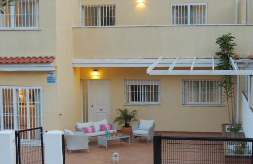 ACOGEDOR ADOSADO entre mar y montaña - Foto 51