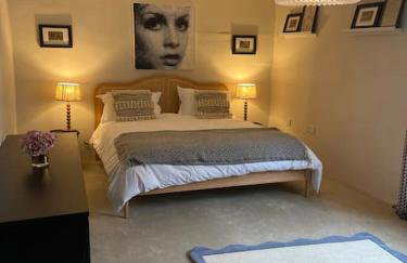 The Old Mint House F1 Silverstone Racetrack - Foto 35