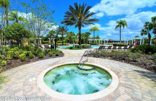 Spacious 6-Bedroom Getaway with Game Room, Private Spa & Sunny Pool Deck in Premier Resort Setting - Foto 91