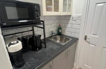 Private Studio by Wembley - Photo 2