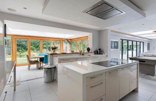 Mereside House Private Pool Retreat - Photo 28