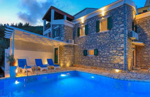 Villa Regina: Above Agni, superb views and pool - Photo 42