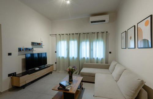 Galio Suites Airport by Airstay - Photo 58