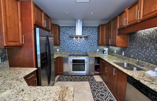 Bel Sole Penthouse 1801 - Photo 16