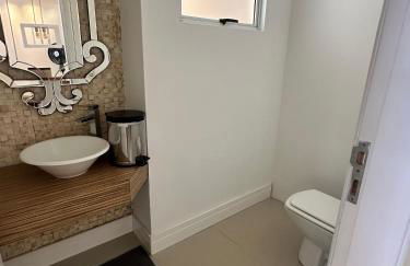 Casa com piscina, Até 8 pessoas, Garagem para 3 Carros - Photo 23