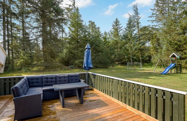 "Sunneva" - 1km from the sea - Photo 10