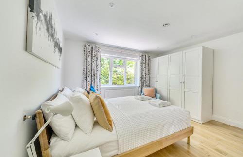 Luxury Oxford Apartment Sleeps 4, Free Parking - Pass the Keys - Foto 6