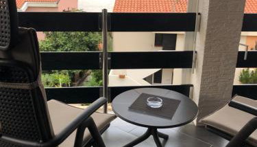 Rosso Apartment 400 m from Beach, Comfortable Stay & Free Parking - Foto 2