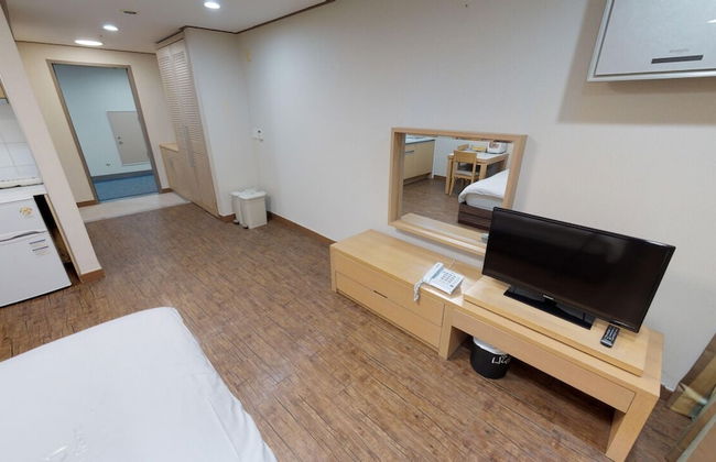 High1 Condominium - Photo 36