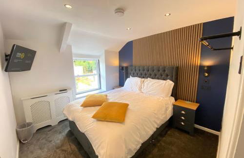 The Cwtch, Log Fire, Sleeps 6, Nr Zip World, Brecon and Bike Park Wales - Photo 5