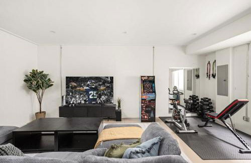Hot Tub - Gym - Pizza Oven - PS5 - Ping Pong - 2MIN from DT - Foto 40