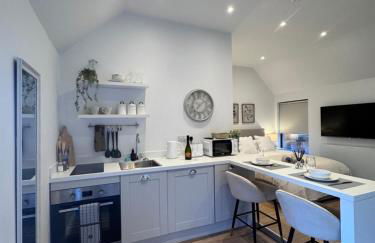 Tithe Cottage - Photo 10