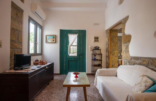 Iliopetra House - Photo 43