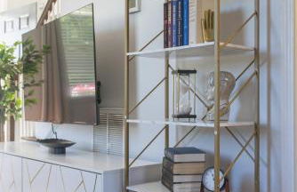 Fam-Biz Friendly 3BD with Fire pit & BBQ - Downtown - Foto 24