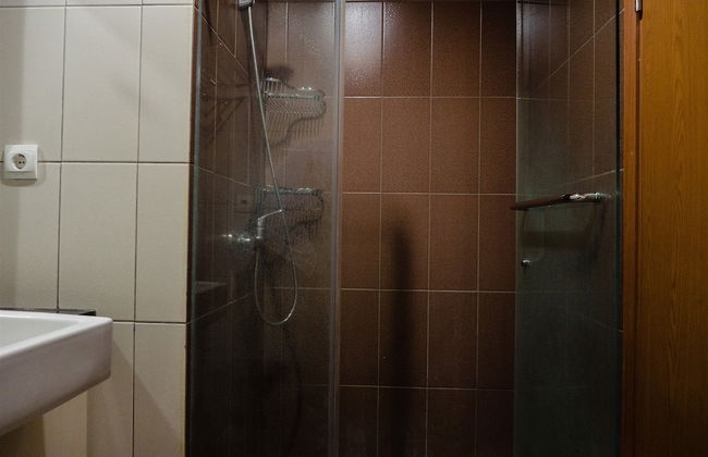 Luxurious 1BR At Dago Suites Apartment - Foto 41