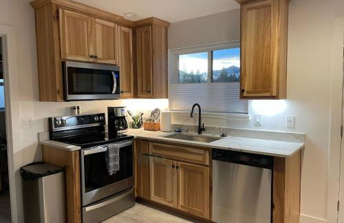 Newer Cozy Guest Cottage with Saltwater Spa! - Foto 15