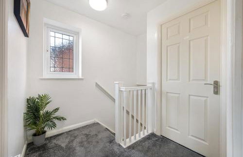 Stylish 4 Bed Trentham Retreat with Pool Table - Foto 25