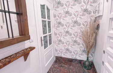 Casa rosa completa-patio- BBQ-columpios-buhardilla - Foto 18