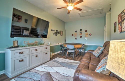 Suburban Getaway with Game Room, 19 Mi to Nashville! - Foto 7