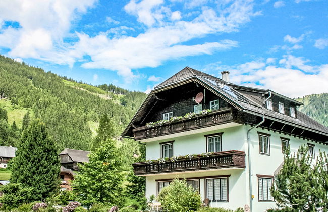 Dirndl und Bua - Foto 1