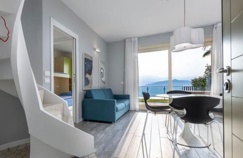 EnjoyIseoLake - Delfi - amazing design apartment with Lake view - Photo 2