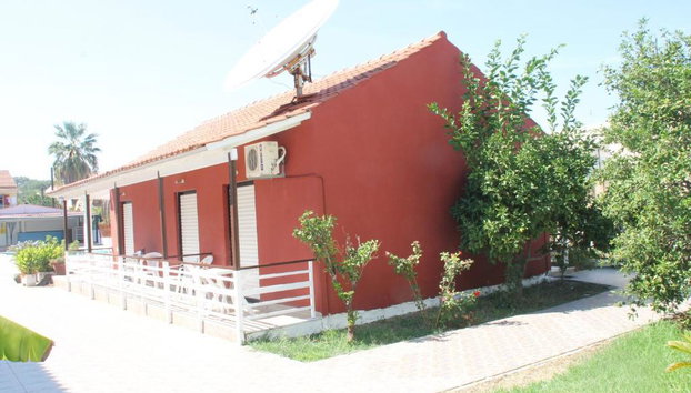 Kavos Central Gardens - Photo 2