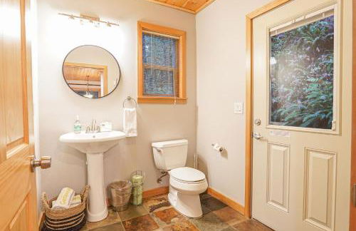 Snowline Hillside Chalet - Foto 37