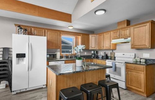 Sauna, Game Room, and Beach Front on Houghton Lake - Foto 14