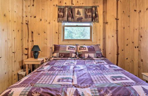 Hurley Lakefront Hideaway with Fire Pit and Dock! - Foto 14