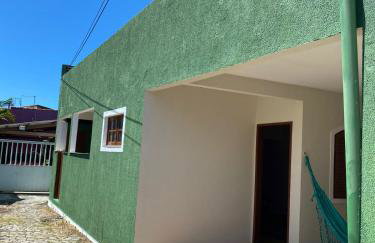 Casa aconchegante à 400m da Praia da Tartaruga - Ar condicionado - WIFI 450MB - Netflix - Cozinha Completa - Garagem - Foto 36