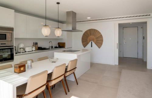 Villa La Perla Sotogrande - since 2022 - Sea View - 3 Bedrooms and Bathrooms - La Reserva Beach and Golf nearby - Foto 42