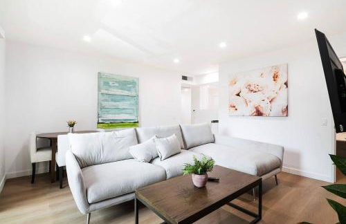 2BR Plus Bonus Room and Pool Access Near Universal Studios - Foto 40