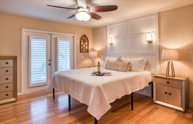 Bayside Bohemia - Photo 26